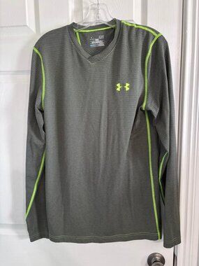 Under Armour ColdGear men's fitted long-sleeve shirt gray neon green details szS